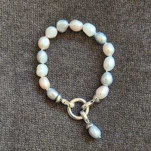 Classic Pearl Bracelet with Silver Accents